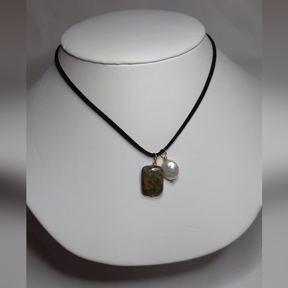 Rainforest Green Jasper Wire Wrap Necklace - Picture 5 of 5